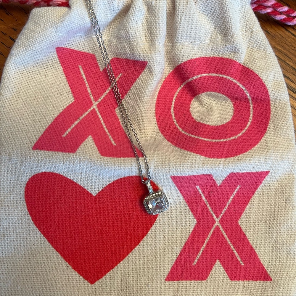Lafonn Sterling Silver 20” Necklace with Cubic Zirconia Halo Pendant, EUC